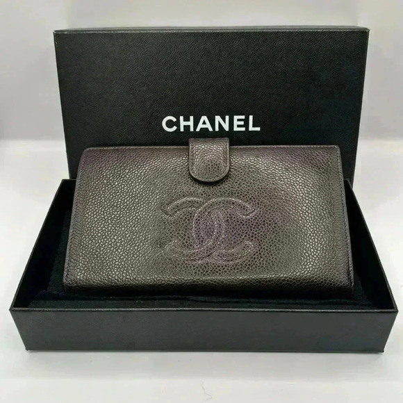 CHANEL CC Kisslock Caviar Bifold Wallet Authentic EUC with Black Box - Picture 1 of 16